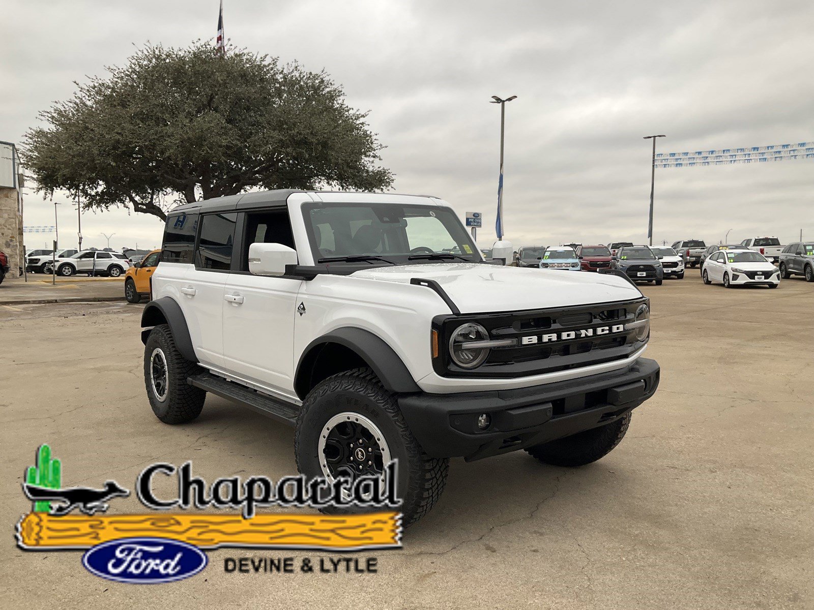 2024 Ford Bronco Outer Banks