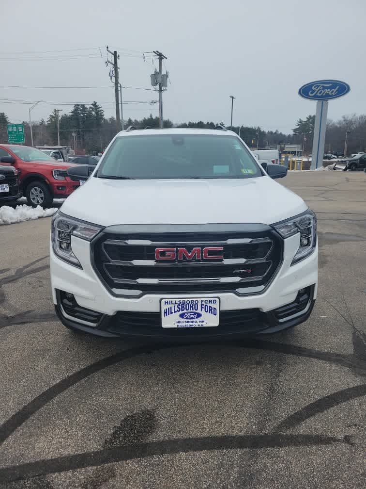 2024 GMC Terrain AT4