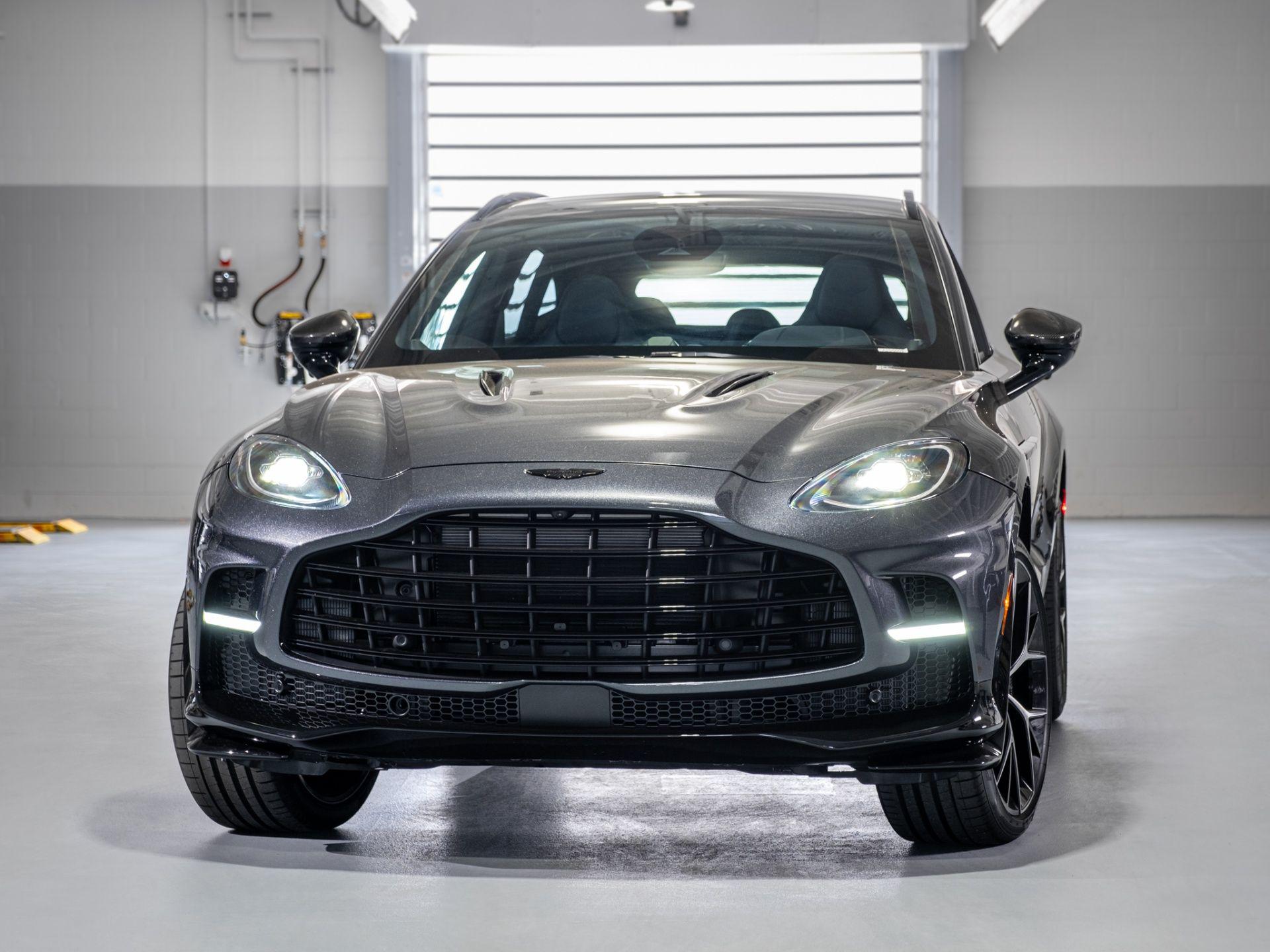 2025 Aston Martin DBX 707