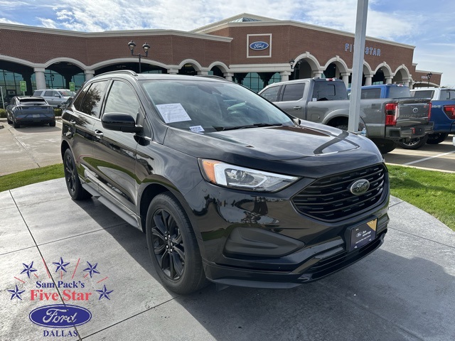 2022 Ford Edge SE