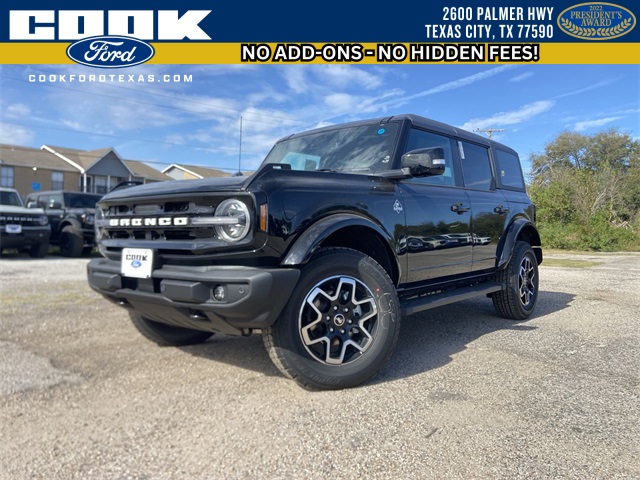 2024 Ford Bronco Outer Banks