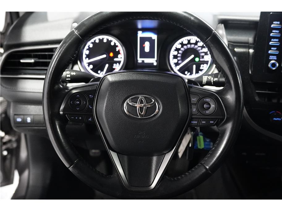 2021 Toyota Camry SE photo 22