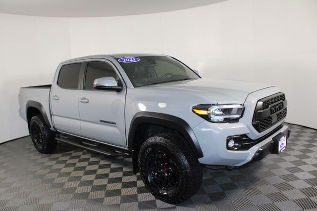 Used 2021 Toyota Tacoma TRD Off Road with VIN 5TFCZ5AN0MX247168 for sale in Kansas City, MO