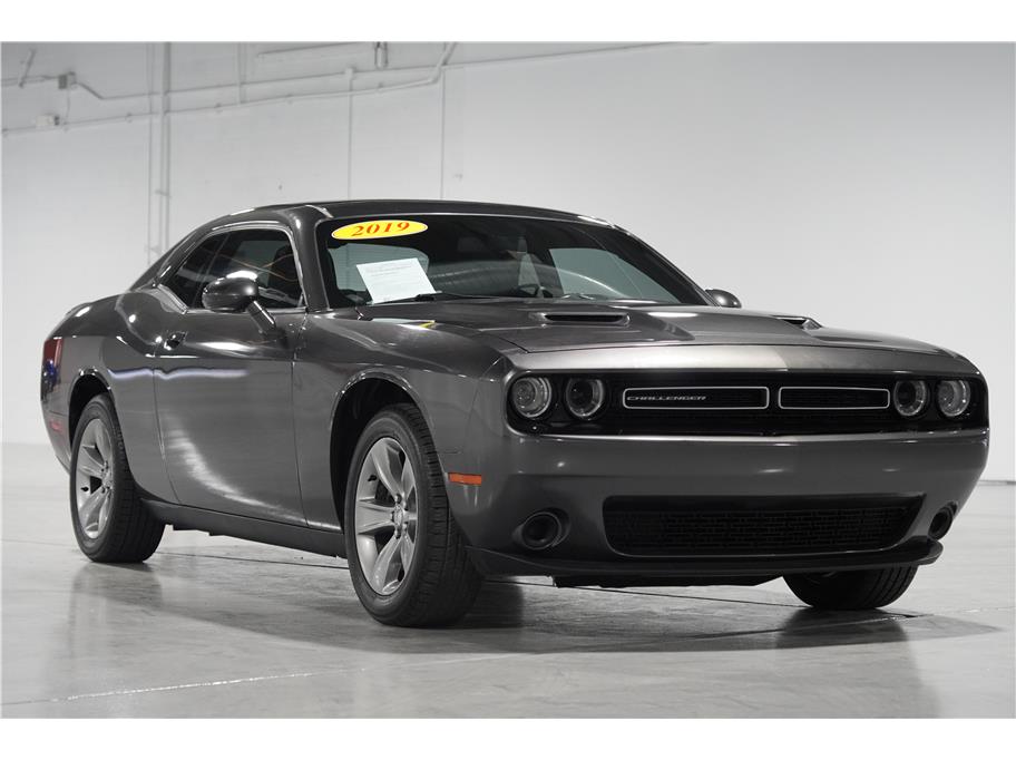 2019 Dodge Challenger SXT photo 7