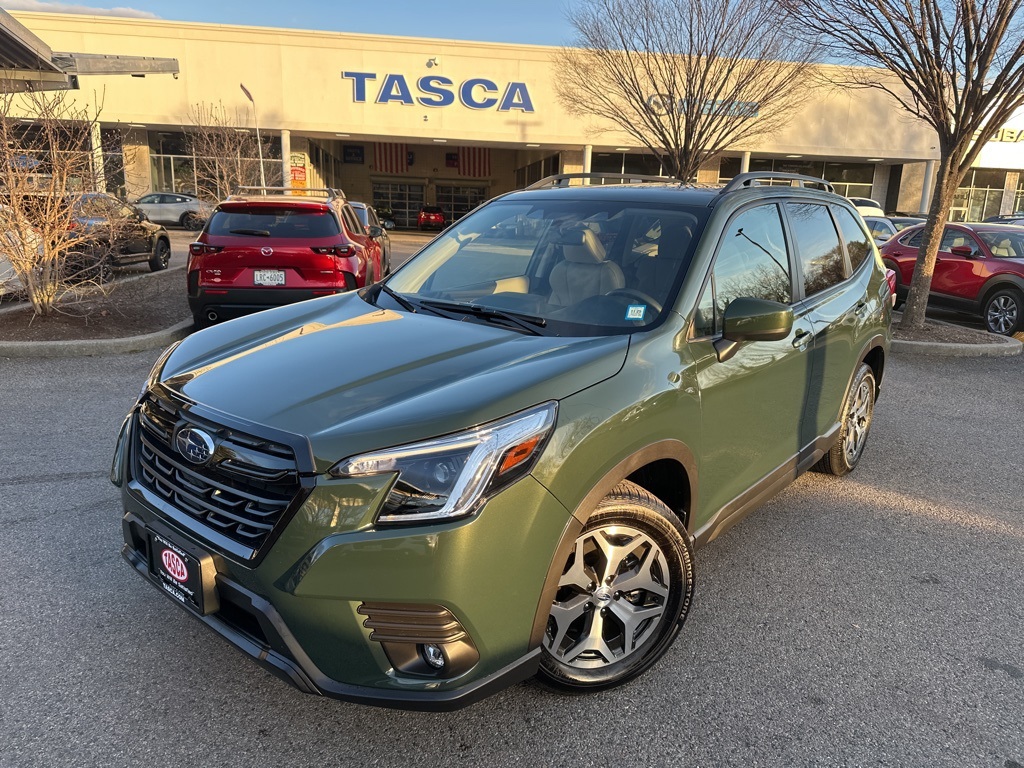 2024 Subaru Forester Premium