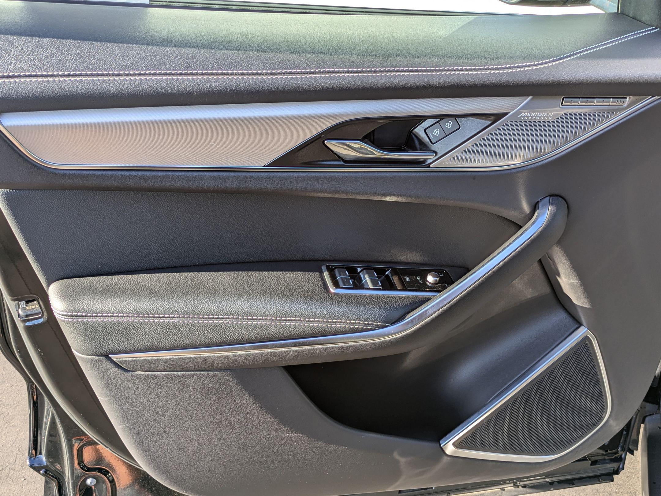 2024 Jaguar F-PACE R-Dynamic S P400 photo 10