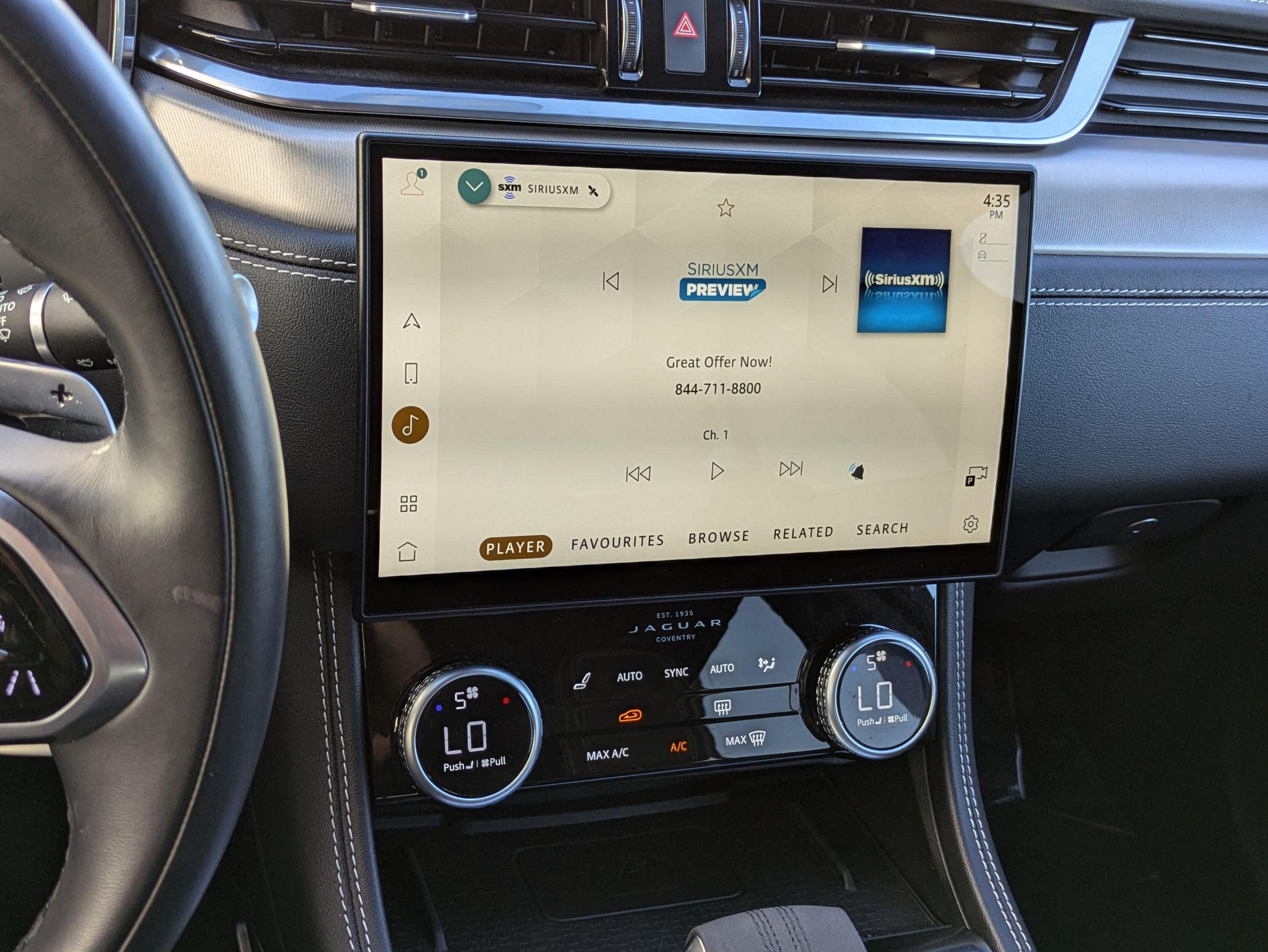 2024 Jaguar F-PACE R-Dynamic S P400 photo 17