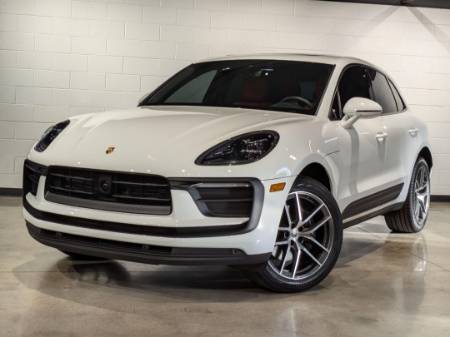 2023 Porsche Macan T