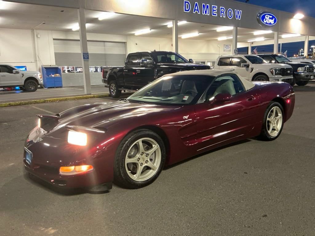 2003 Chevrolet Corvette Base