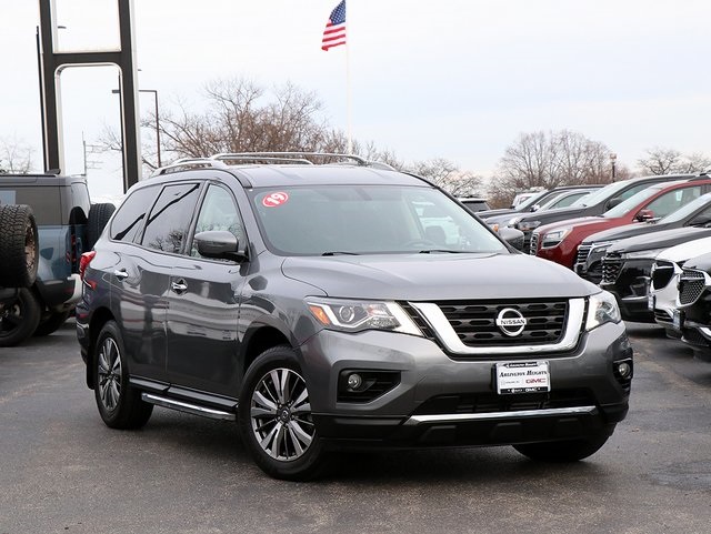 2019 Nissan Pathfinder SV