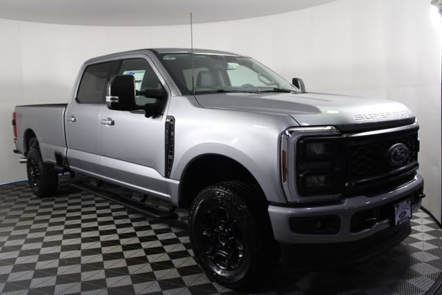 2024 Ford Super Duty F-350 SRW XLT