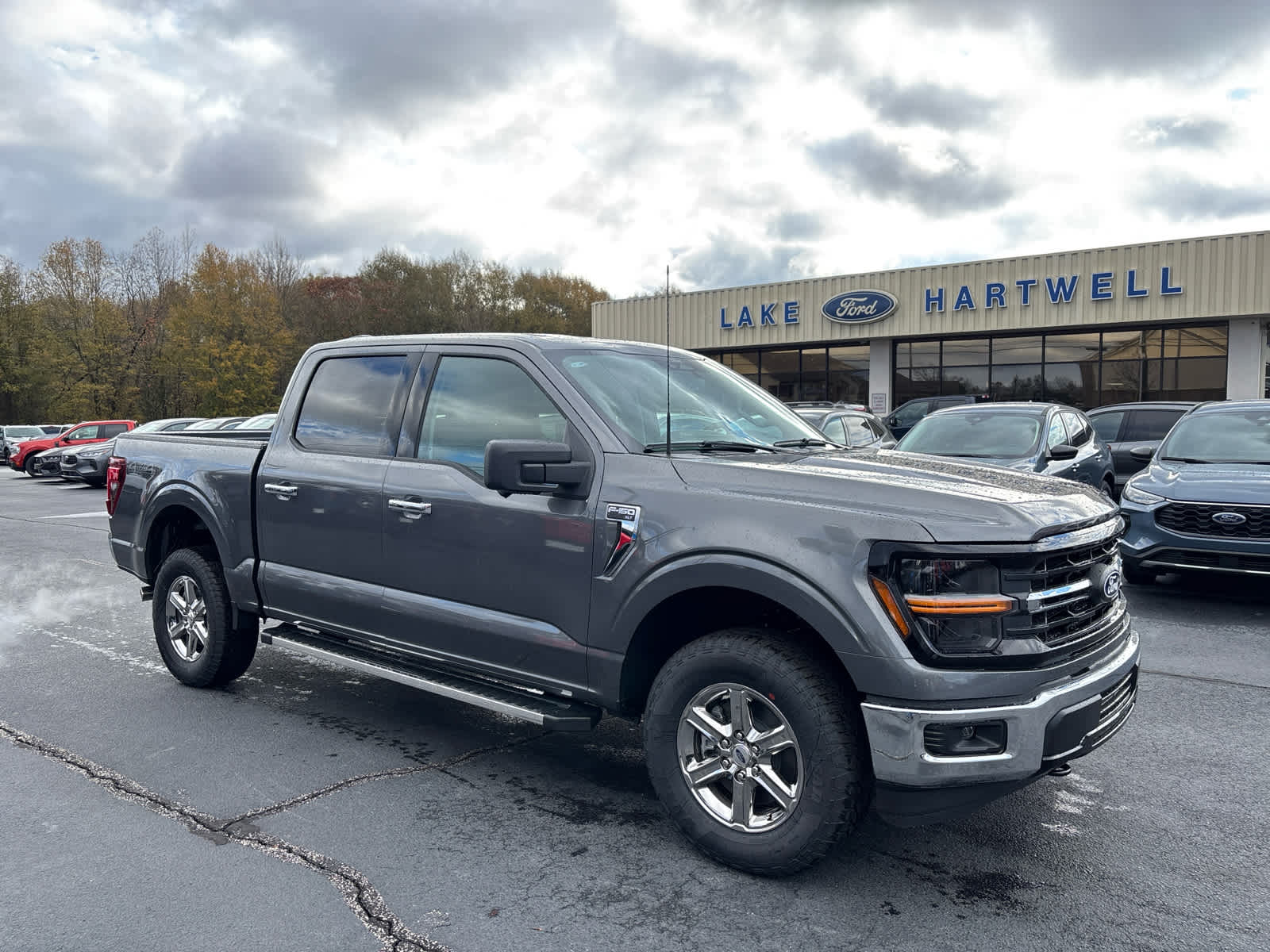 2024 Ford F-150 XLT 4WD SuperCrew 5.5 Box