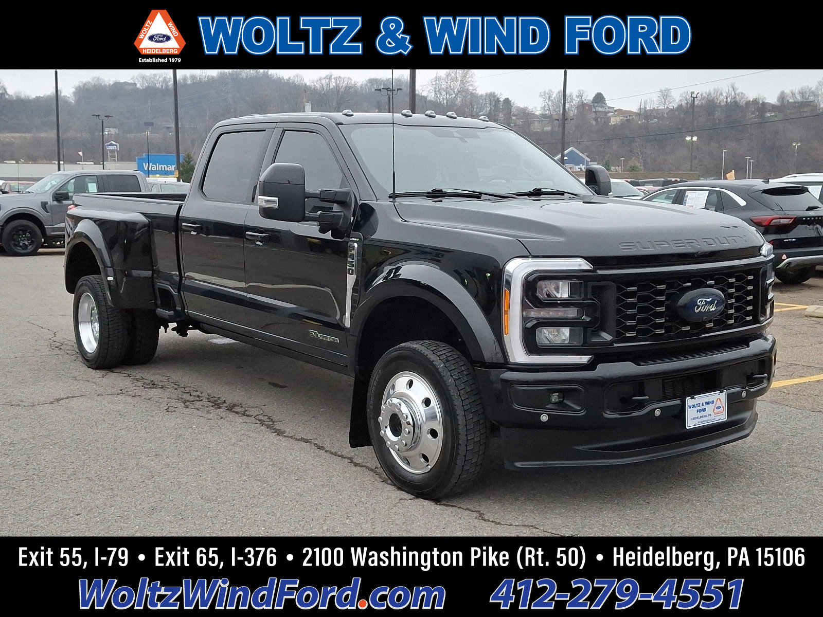 2023 Ford Super Duty F-450 DRW LARIAT