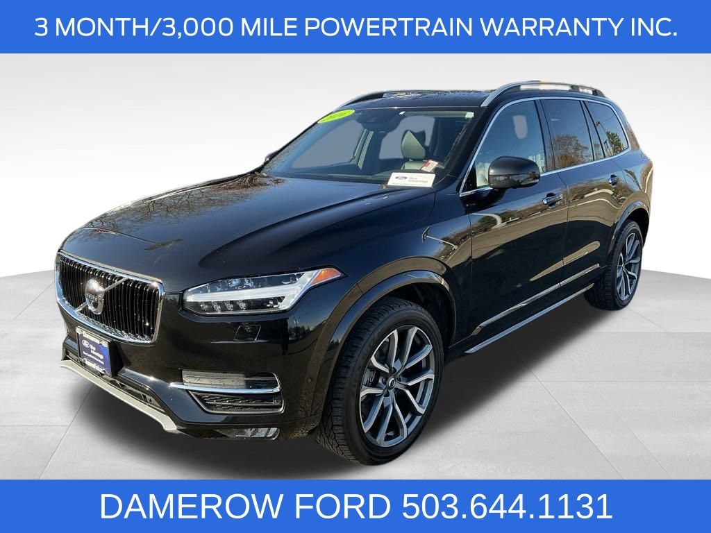 2016 Volvo XC90 T6 Momentum