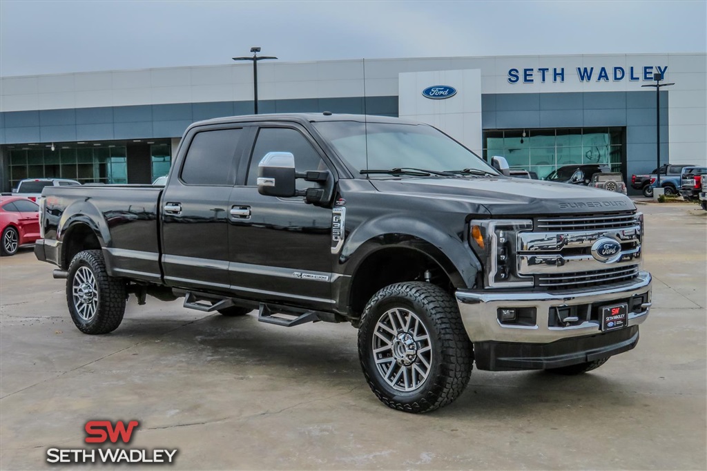 2017 Ford F-350SD LARIAT