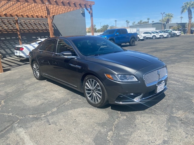 Used 2018 Lincoln Continental Select with VIN 1LN6L9SK3J5615033 for sale in Ridgecrest, CA