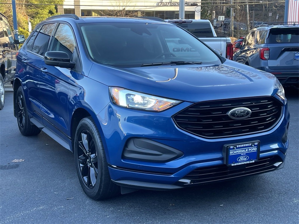 2022 Ford Edge SE