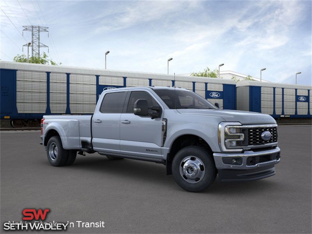 2024 Ford F-350SD LARIAT