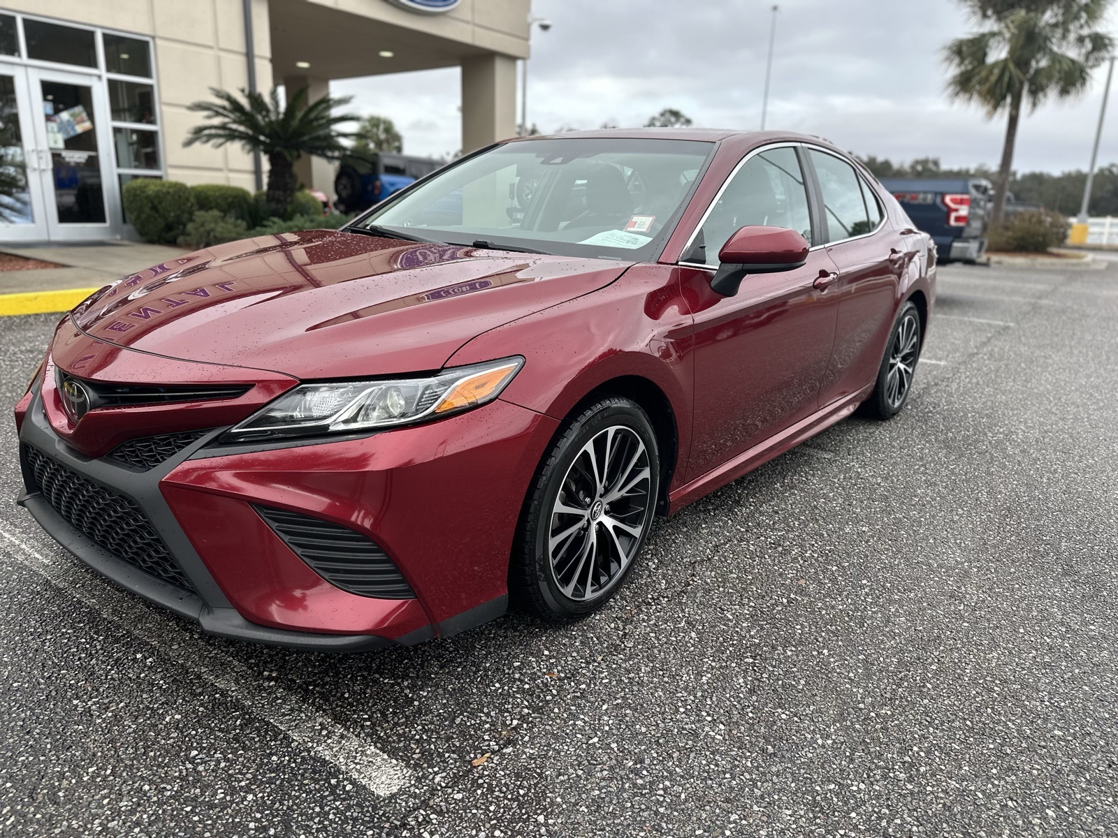 2018 Toyota Camry SE