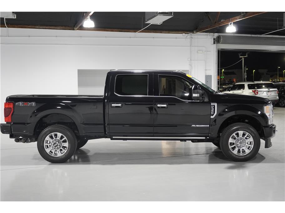 2020 Ford F-350 Super Duty Limited photo 6