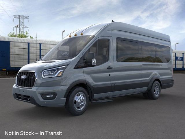 2024 Ford Transit Passenger Wagon XLT