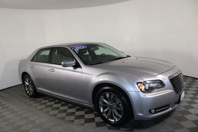 Used 2014 Chrysler 300 S with VIN 2C3CCAGG0EH255784 for sale in Kansas City, MO