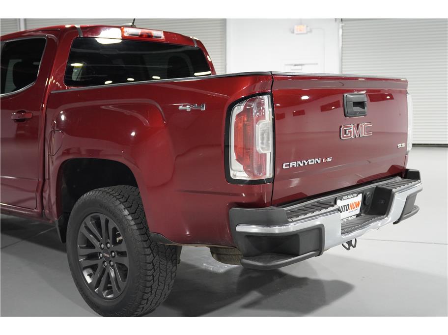 2020 GMC Canyon SLE photo 12