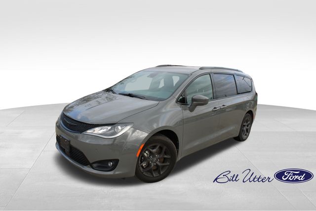 2020 Chrysler Pacifica Touring L Plus