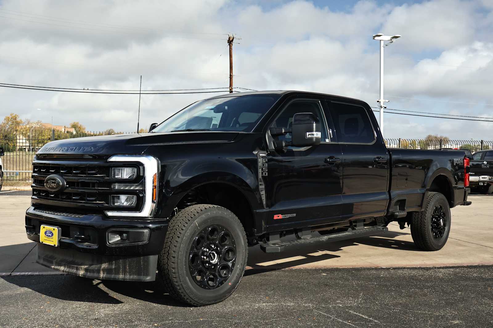 2024 Ford Super Duty F-350 SRW LARIAT