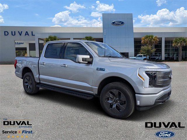 2024 Ford F-150 Lightning LARIAT