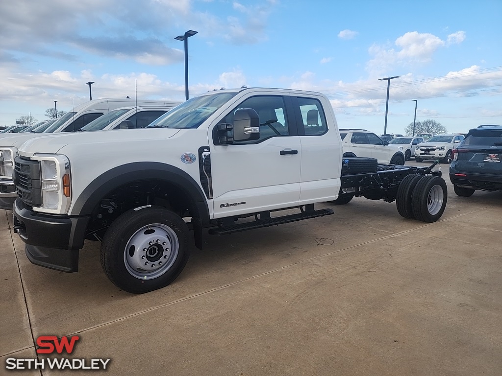 2024 Ford F-550SD XL