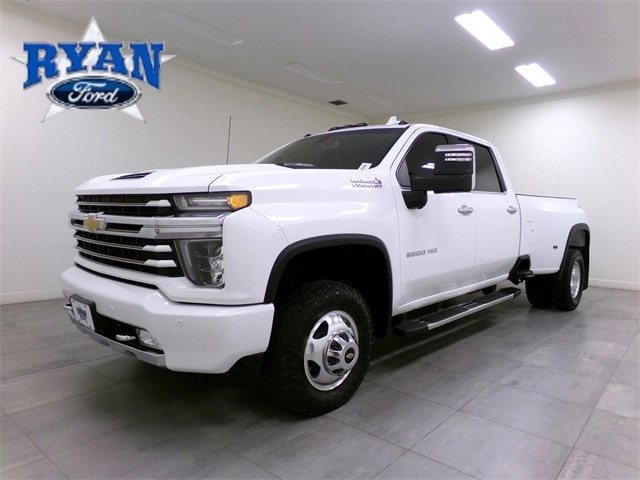 2022 Chevrolet Silverado 3500HD High Country