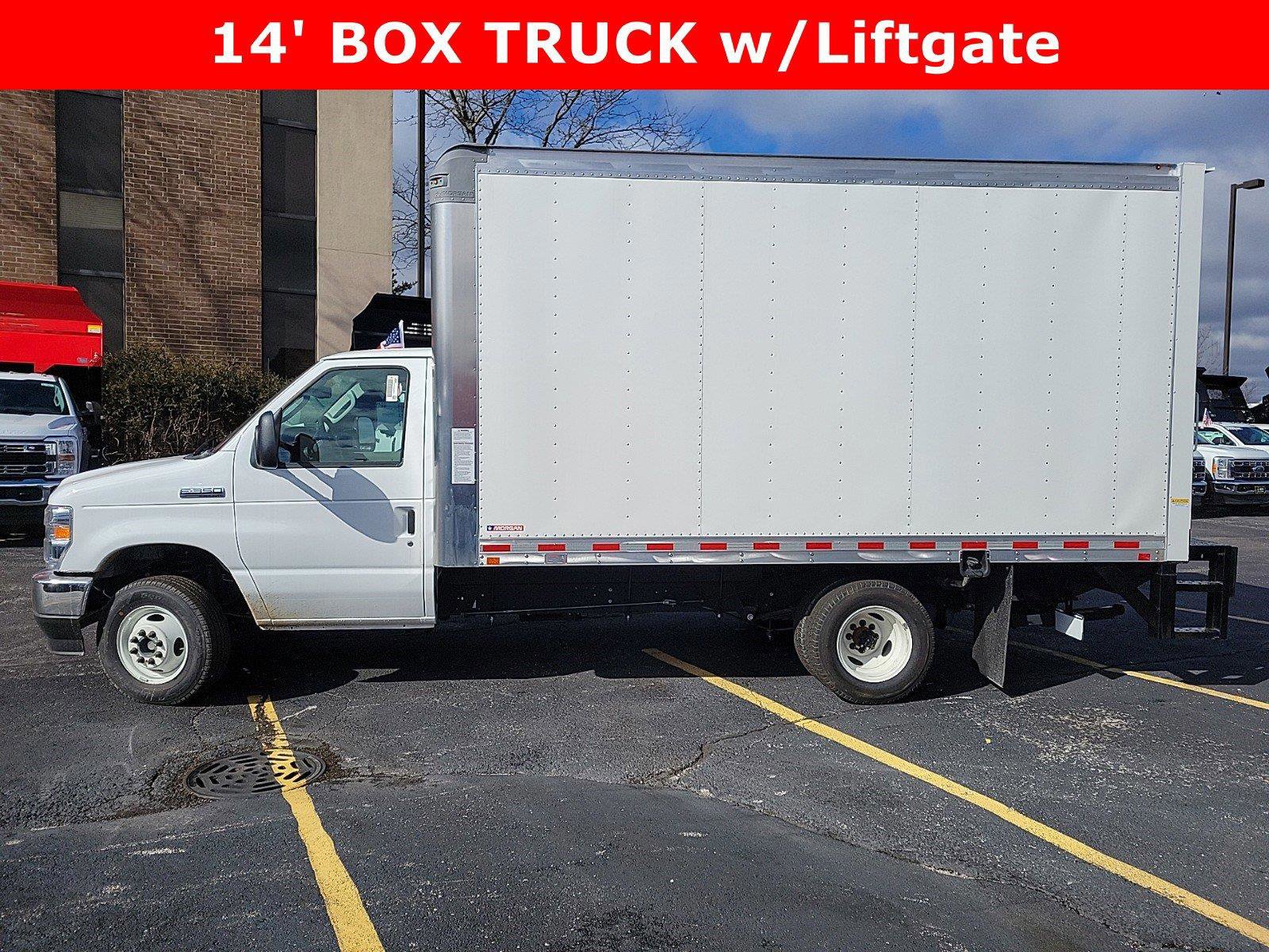 2024 Ford E-350 photo 2
