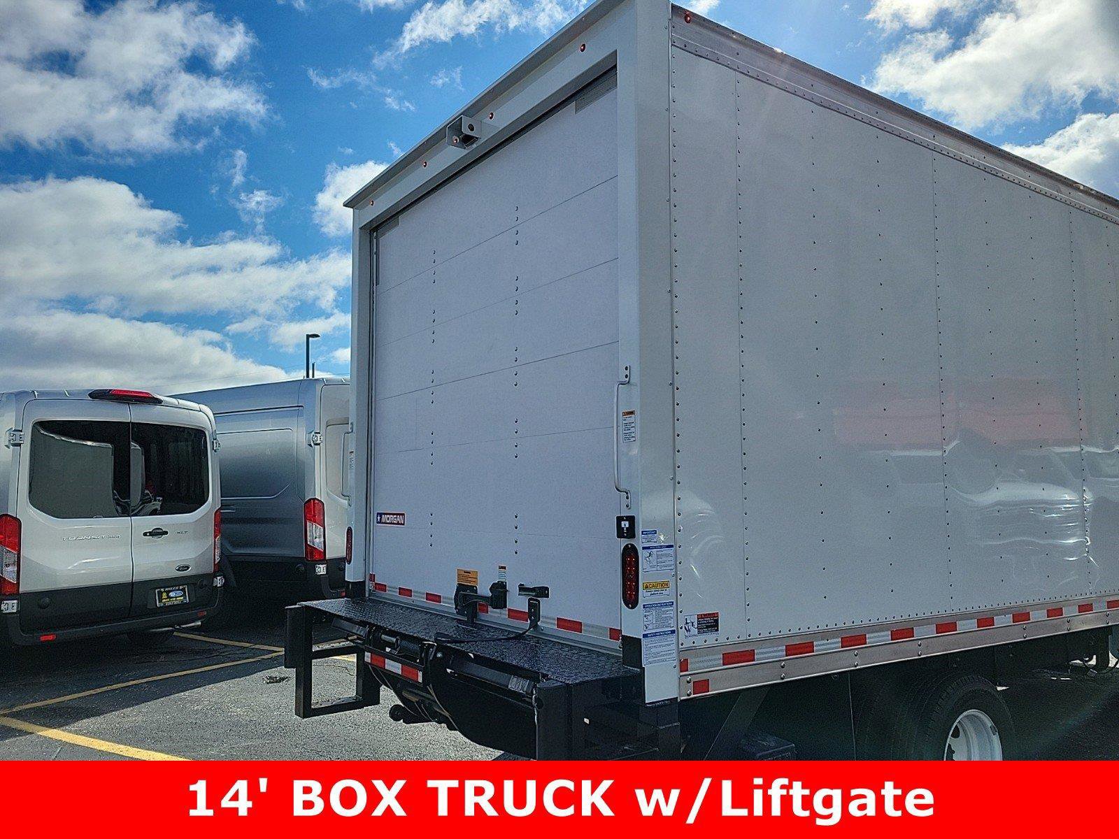 2024 Ford E-350 photo 8