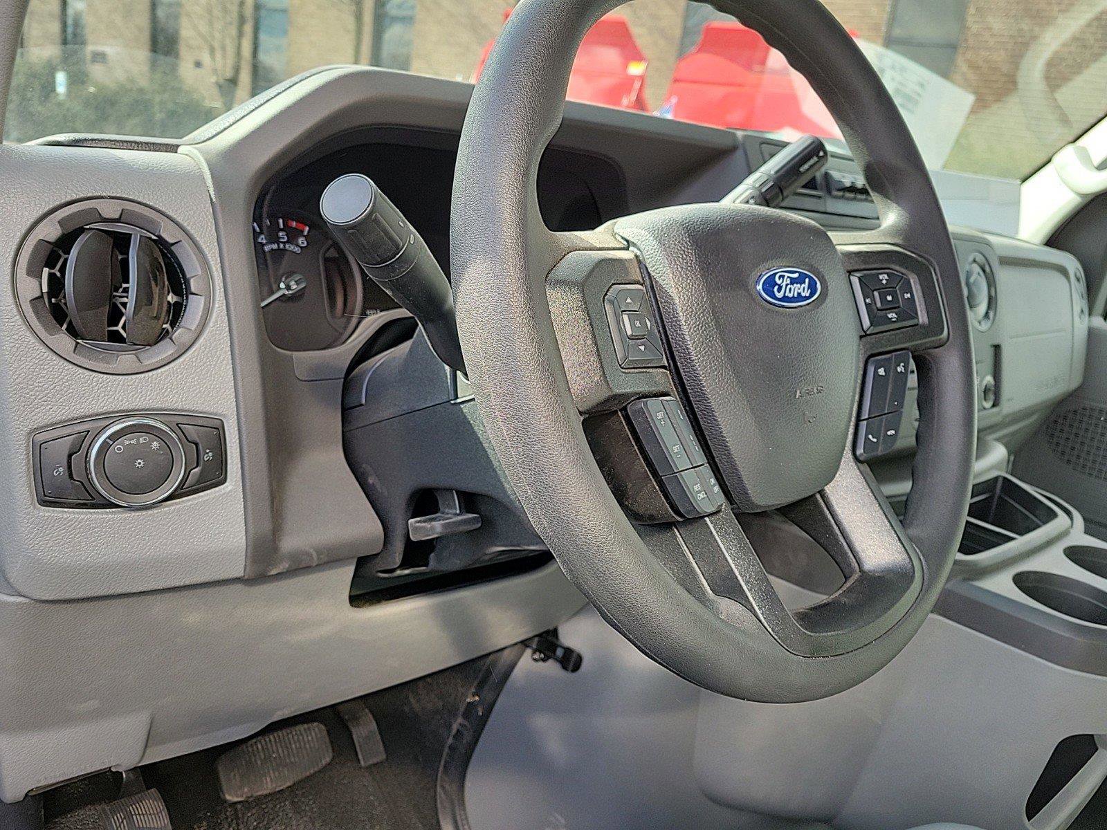 2024 Ford E-350 photo 13