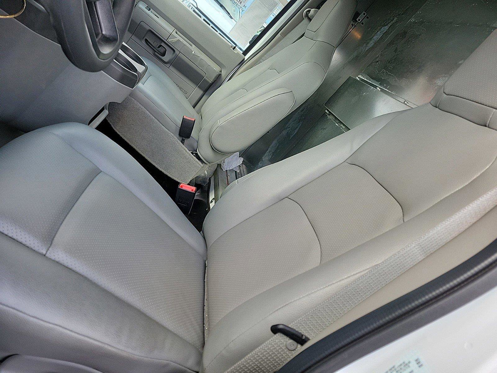 2024 Ford E-350 photo 14