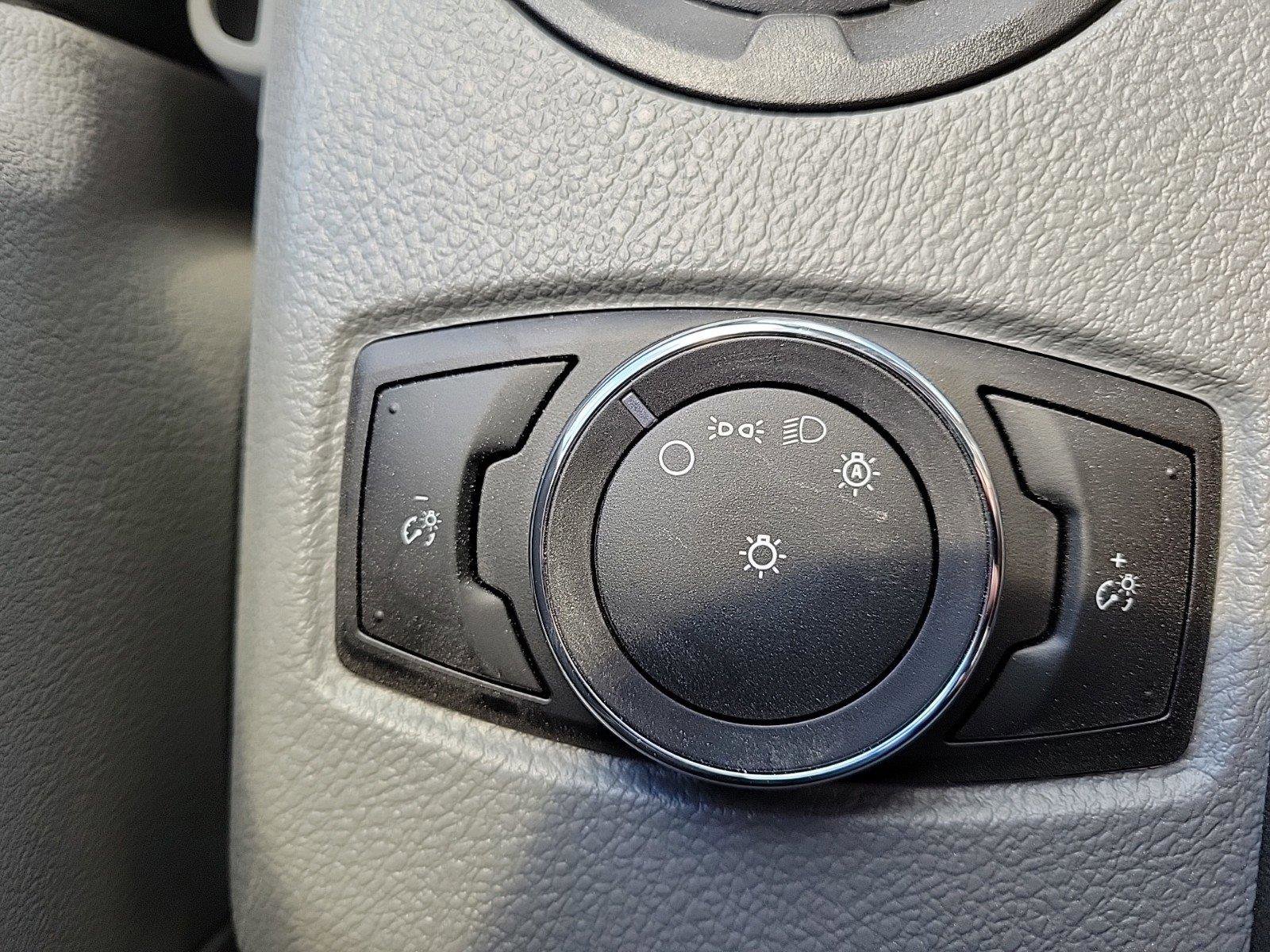 2024 Ford E-350 photo 20