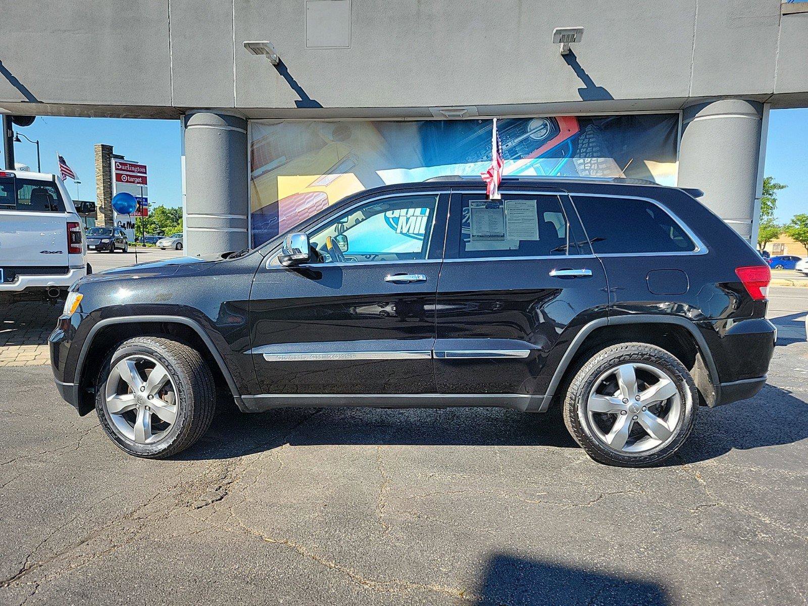 2013 Jeep Grand Cherokee Overland photo 5