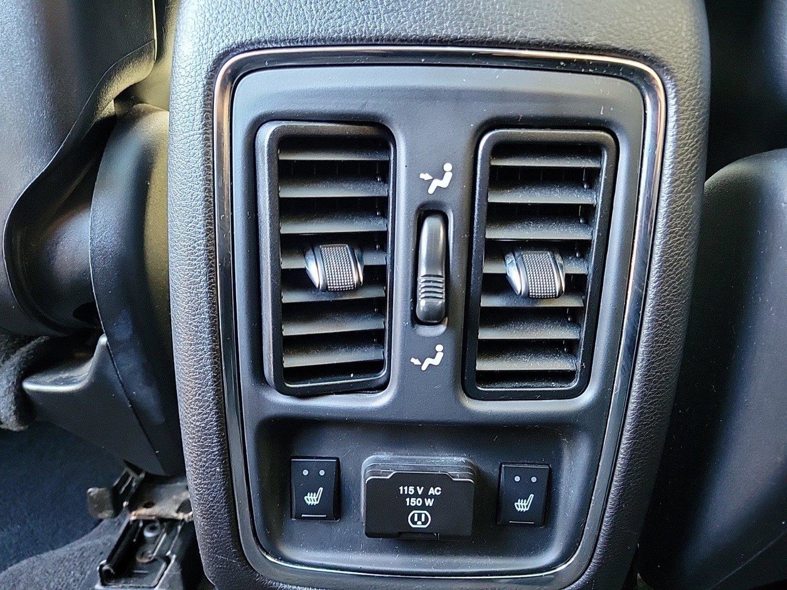 2013 Jeep Grand Cherokee Overland photo 13