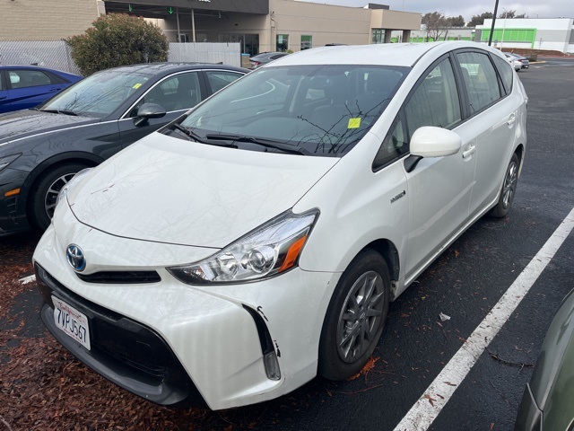 2017 Toyota Prius V Four