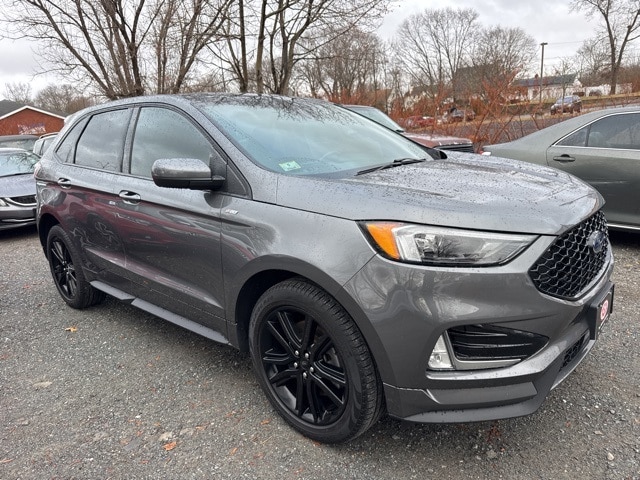 2022 Ford Edge ST Line