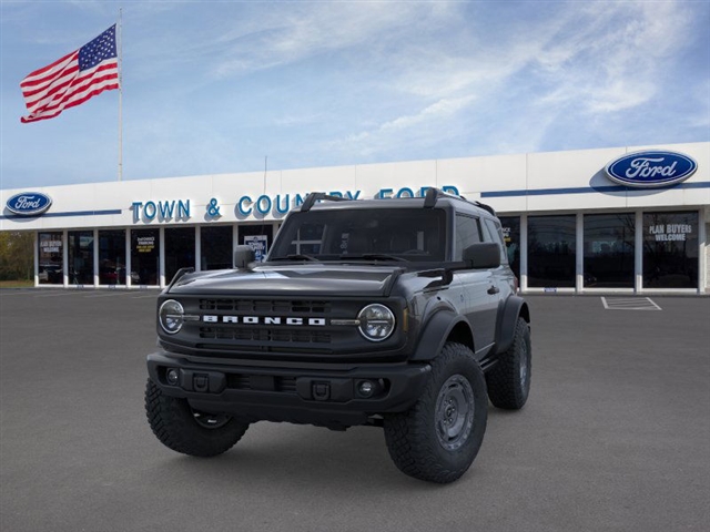 2024 Ford Bronco Black Diamond photo 2