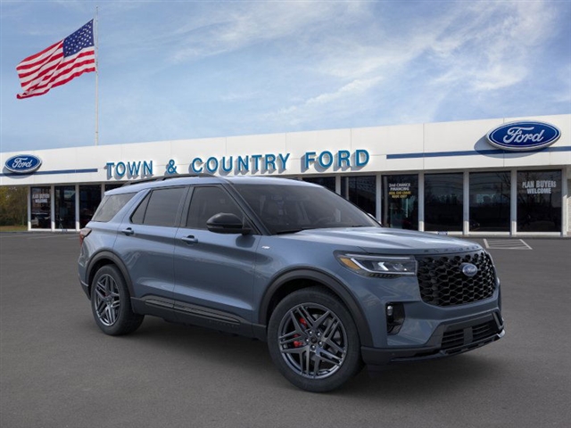 2025 Ford Explorer ST-Line