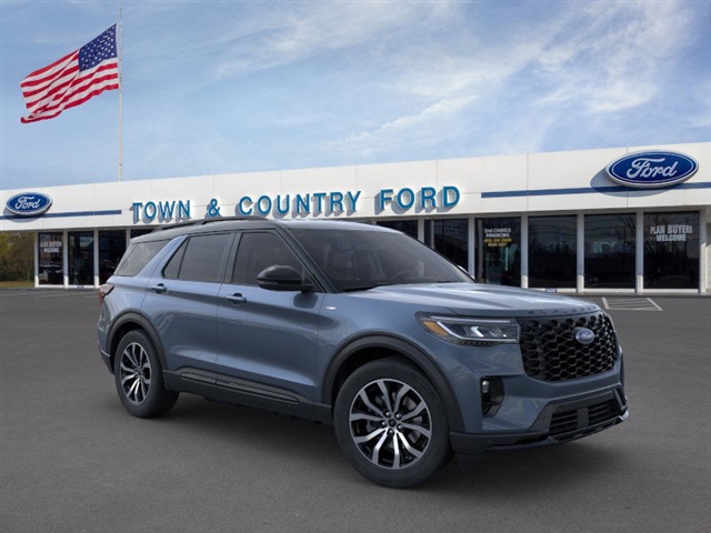 2025 Ford Explorer ST-Line