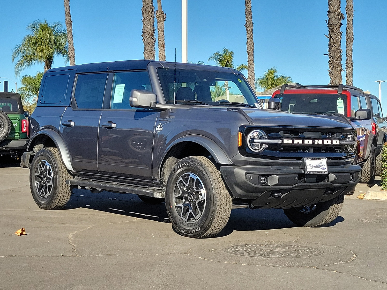 2024 Ford Bronco Outer Banks