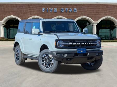 2024 Ford Bronco Outer Banks