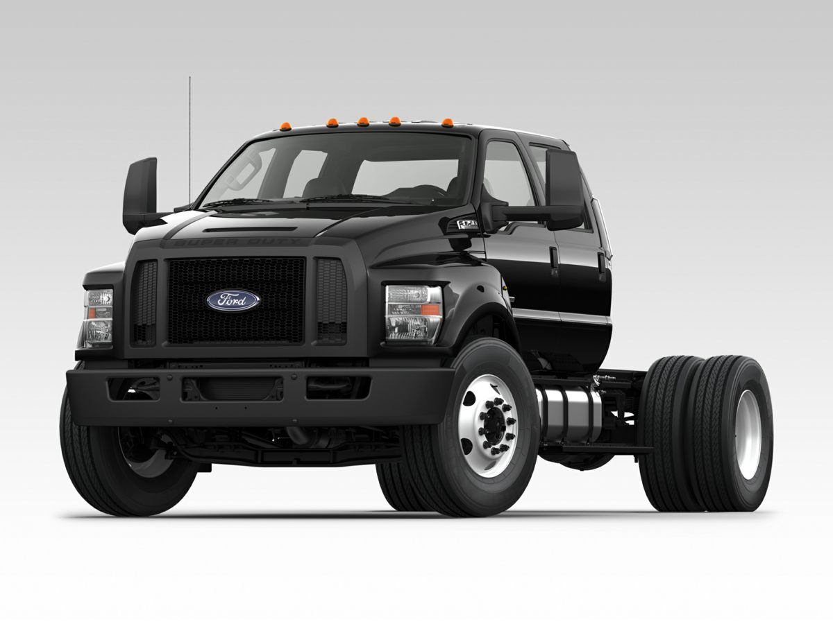 2025 Ford F-750SD Base