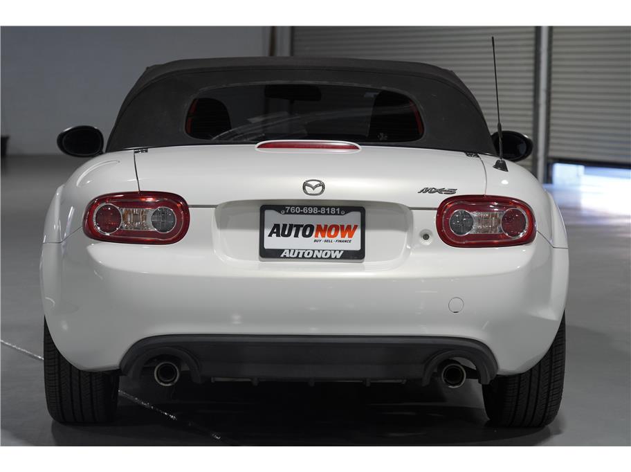 2013 Mazda MX-5 Miata Touring photo 4