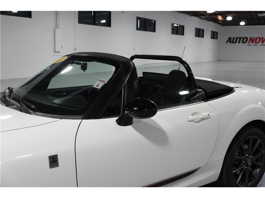 2013 Mazda MX-5 Miata Touring photo 13