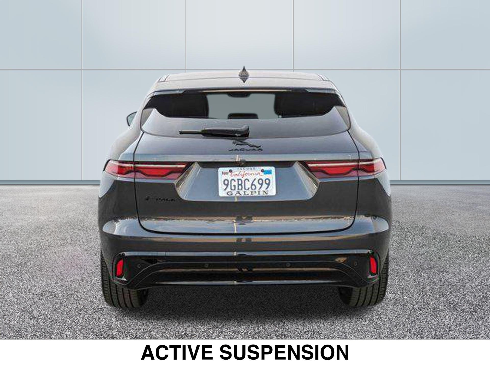 2023 Jaguar F-PACE S P250 photo 2